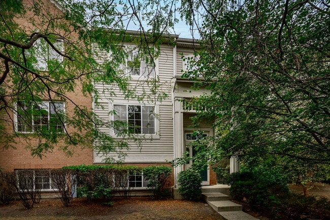 Photo - 758 Hanbury Dr