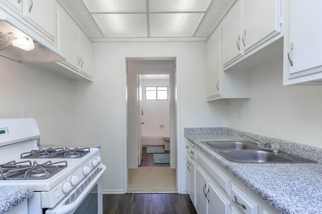 Photo - La Ramada Apartment Homes