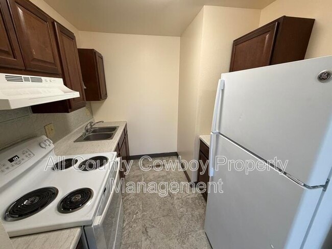 Photo - 212 Norma Ct