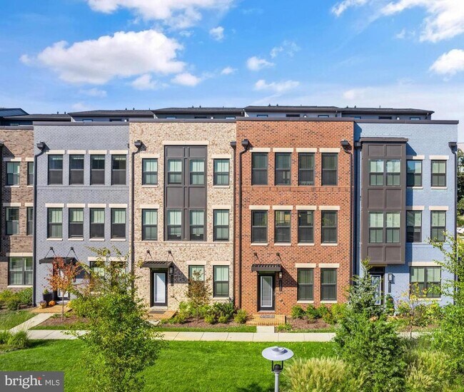 Photo - 12973 Hattontown Square