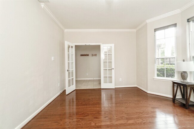 Photo - 6115 Summerfield Glade Ln