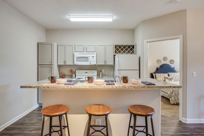 Open-Concept Kitchen - Somerset at Trussville