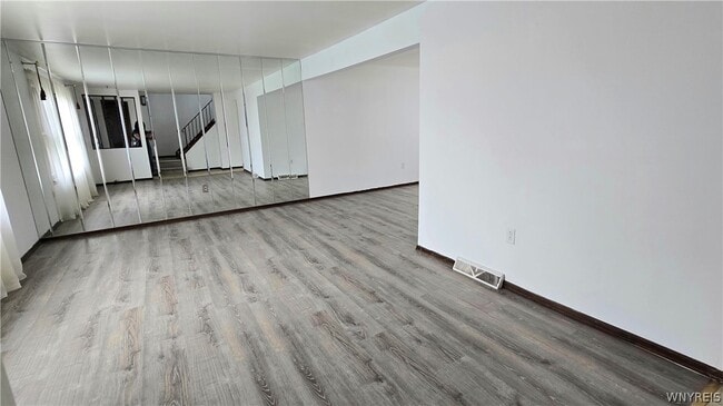 Photo - 182 Woodcrest Dr