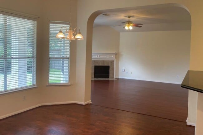 Photo - 2431 Pine Shadows Dr