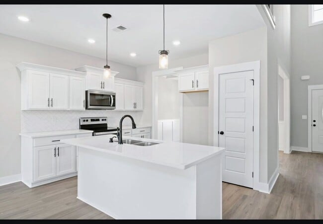 Photo - 955 Alton Dr