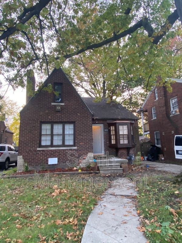 Building Photo - 5051 Berkshire St