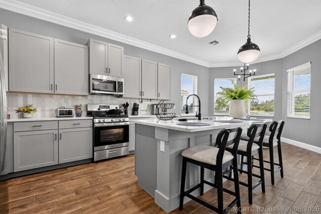 Photo - 15660 Goldfinch Cir