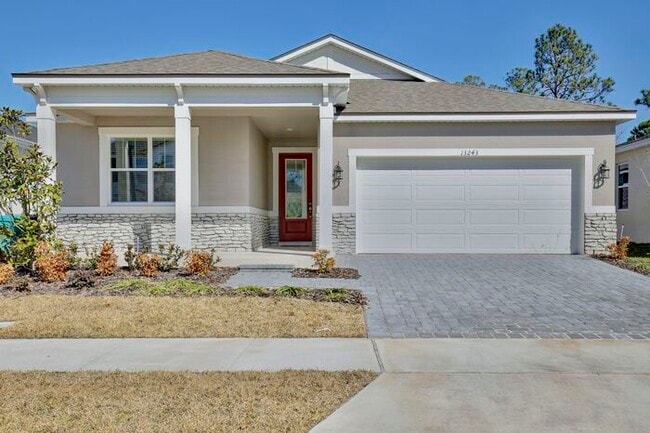 Building Photo - Thoughtfully Designed 4/3 Home with Premium Upgrades and 2 Car Garage! Available Now!