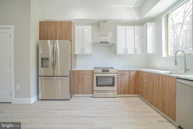 Photo - 1201 N Taylor St Unit 1