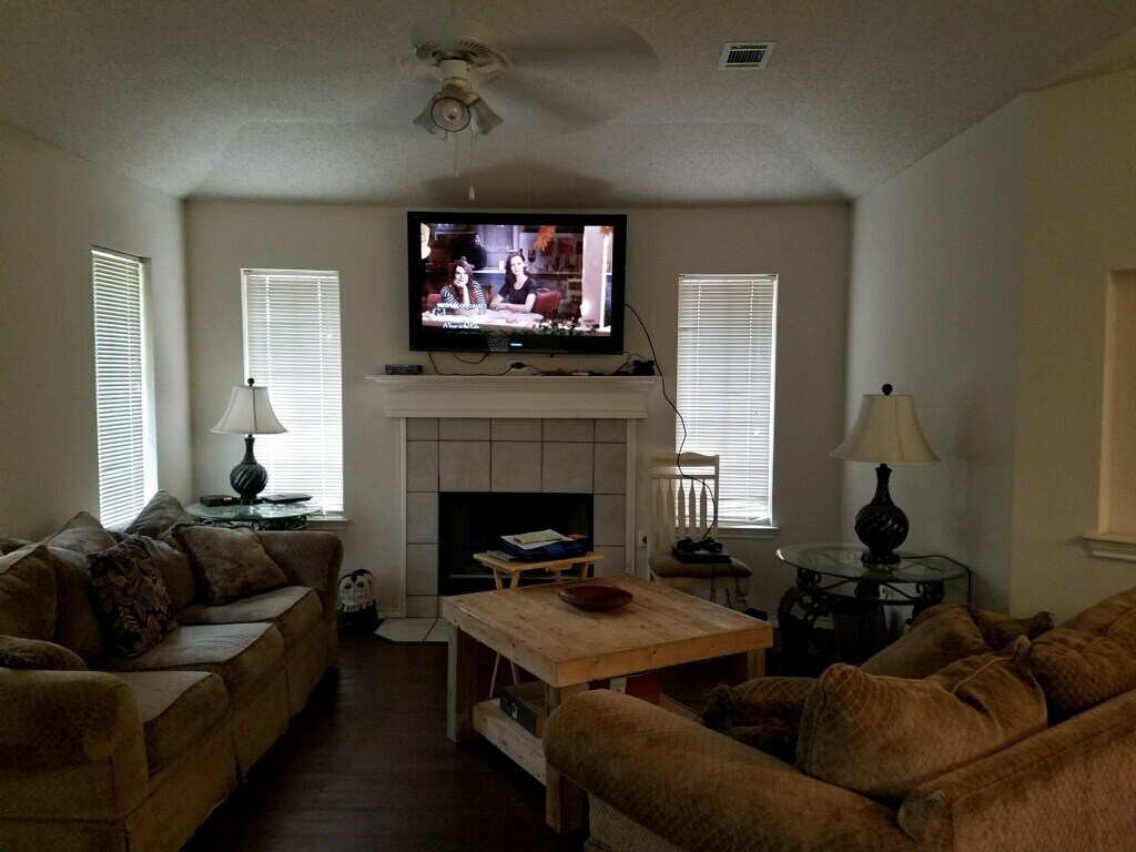 Photo - 3106 110th St Unit B