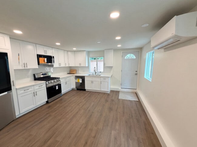 Photo - 4242 La Salle Ave Unit 4240 La Salle Ave. #A