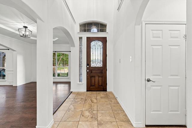 1329 Bateman Ln