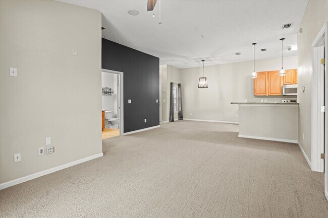 Photo - 7043 Deer Lodge Cir