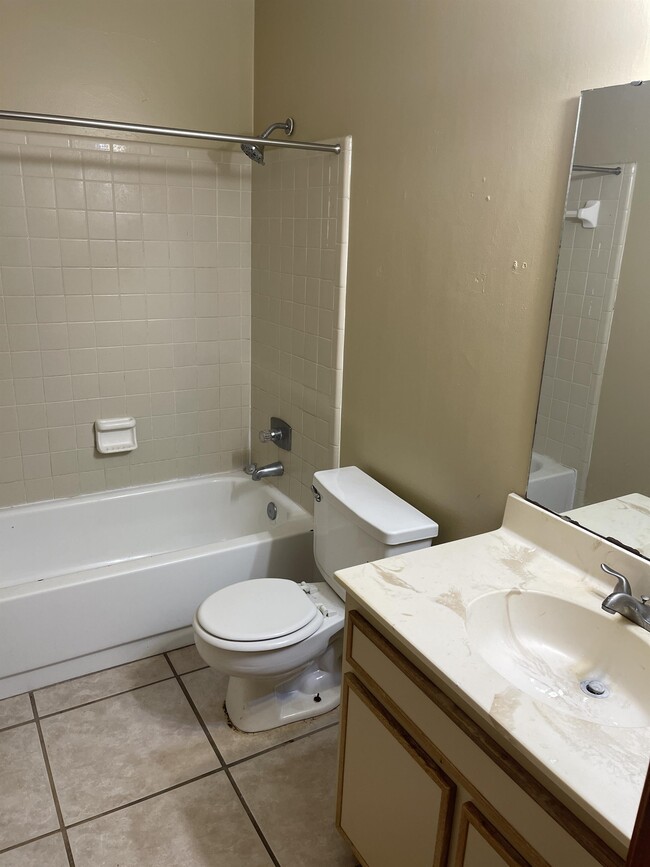 Photo - 372 Hayden Rd