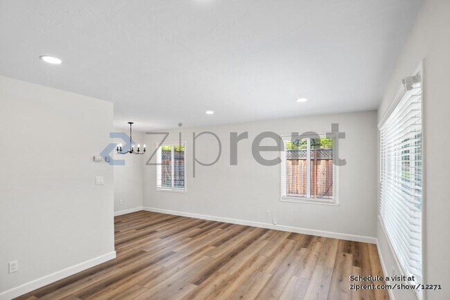 Photo - 1498 Valota Rd