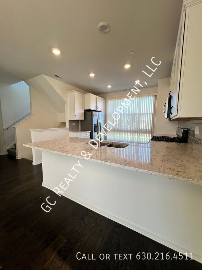 Photo - 2217 Parkside Dr