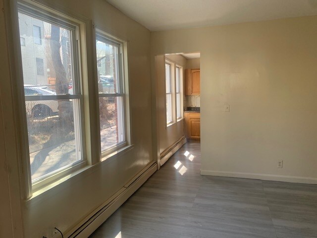 11-13 Arnold St