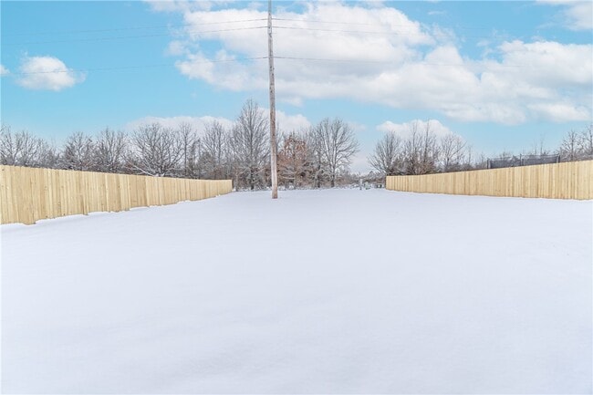 Photo - 933 Hampton St