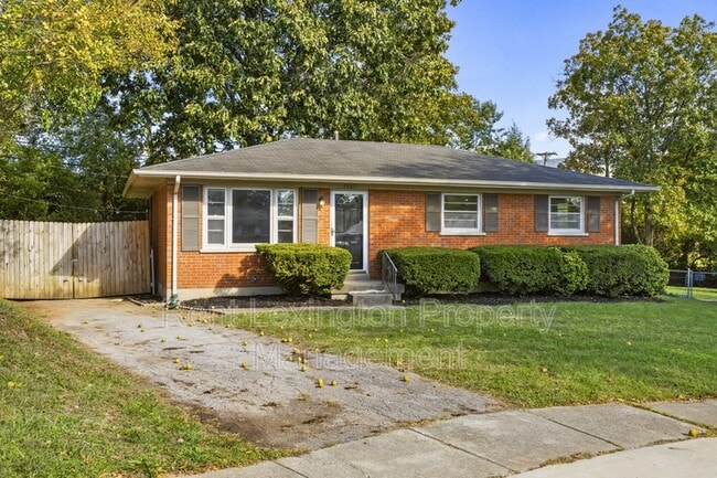 Photo - 2461 Mirahill Dr