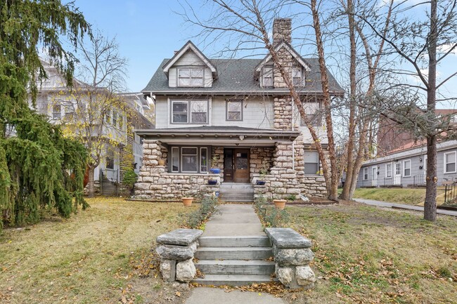 Building Photo - 3415 Locust St Unit 3415 Locust St., 3 Rental