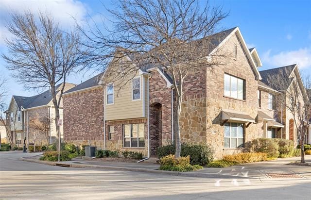 Building Photo - 201 Brick Row