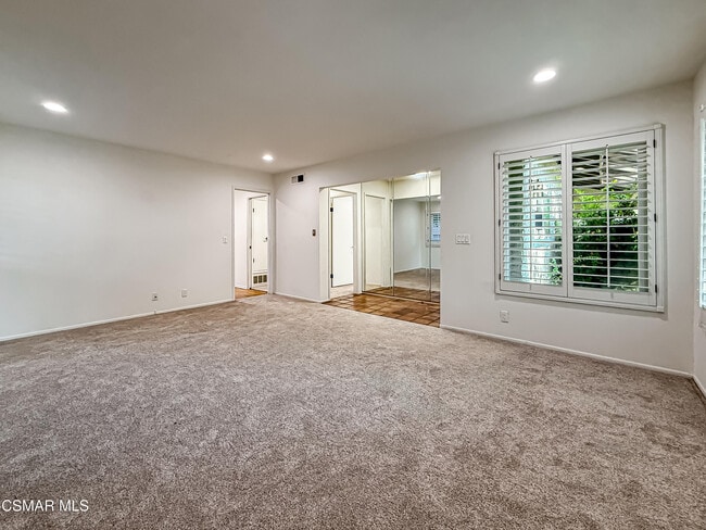 Photo - 1111 Canterford Cir