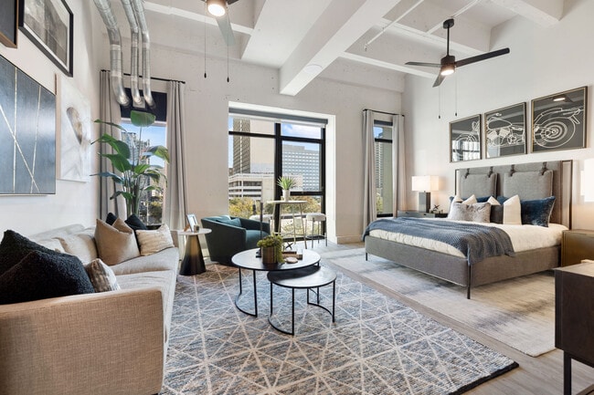 Photo - Elev8 Downtown