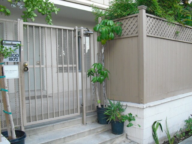 Photo - 1800 Selby Ave