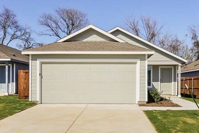 Building Photo - 110 Willow Wy