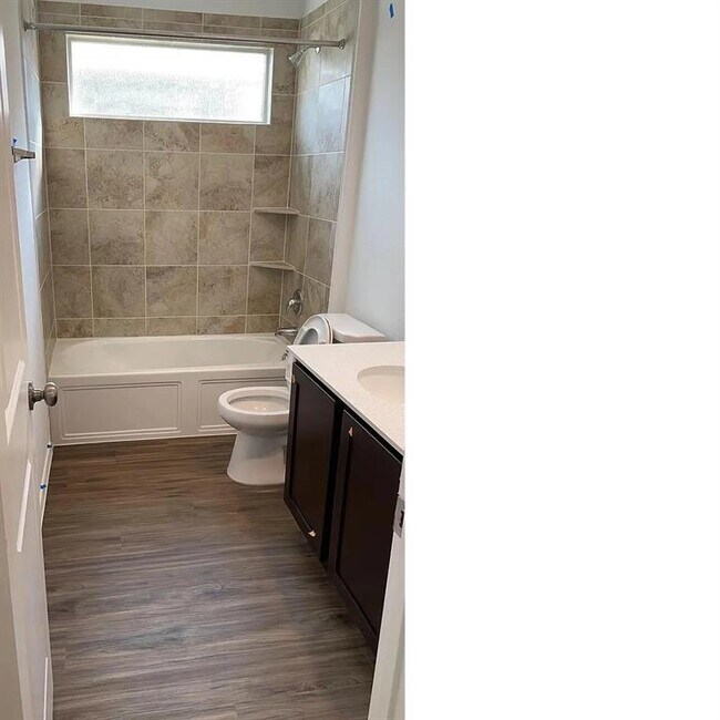 Photo - 203 Arnage Dr