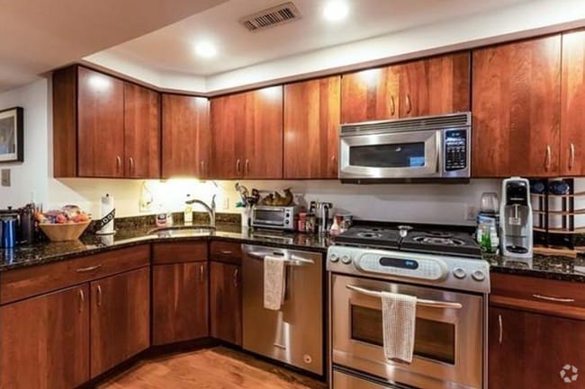 Building Photo - 507 Green St Unit 515-7 Rental