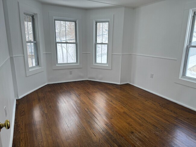 Photo - 60 Cliff St Unit C