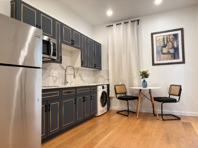 Photo - 2129 Pine St Unidad 2F