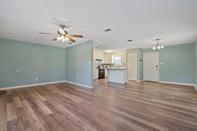 Photo - UPCOMING LISTING