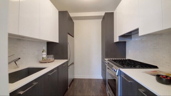 Photo - 113 W Wacker Dr Unidad 270