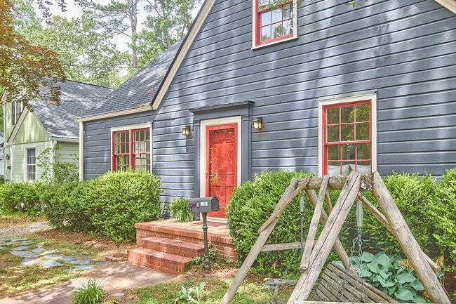Photo - 2020 Pershing St
