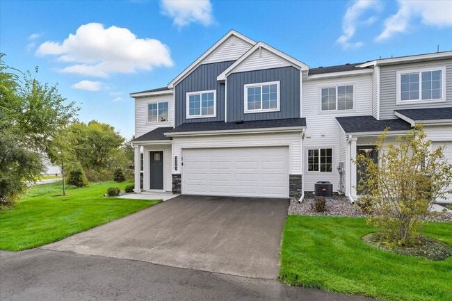 Building Photo - New construction end-unit townhome in Zimm...