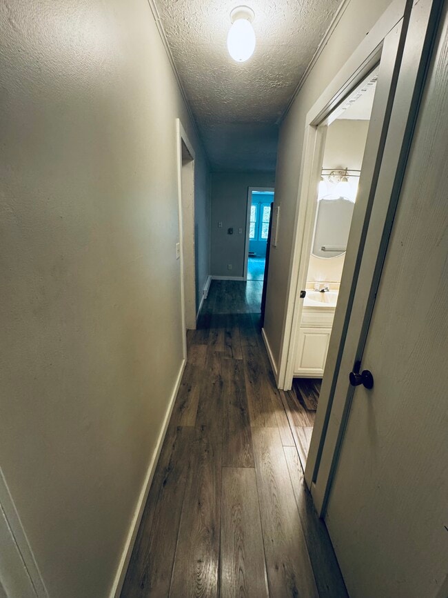 Photo - Chinworth Unit 1