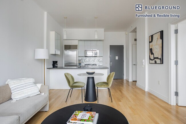 550 W 54th St Unit SI FL24-ID2255