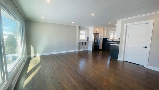 Photo - 413 N Forest Ave