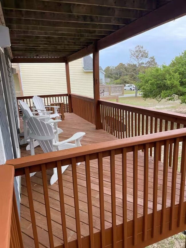 Photo - 4 Bedroom 2.5 Bath Home in Nags Head