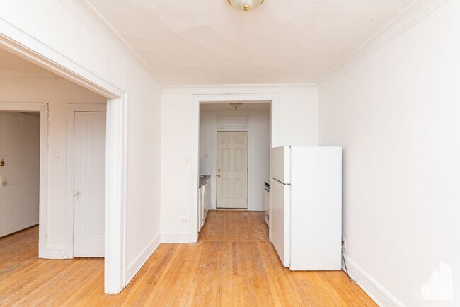 Photo - 4414 N Whipple St