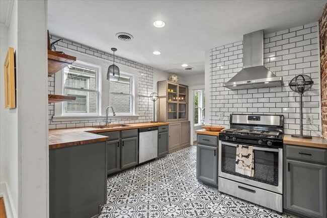 Photo - 531 S Holmes St