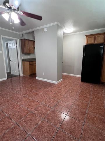 Building Photo - 1505 W Lovers Ln Unit 3