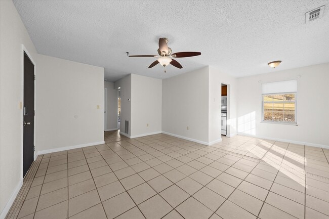 Photo - 2107 N Keebler Ave Unit B