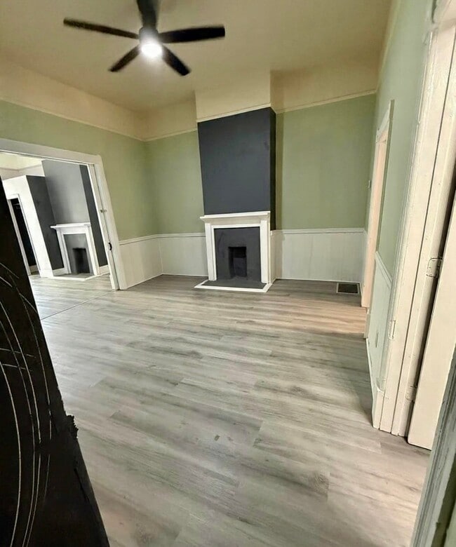 Photo - 320 W Hall St Unit A