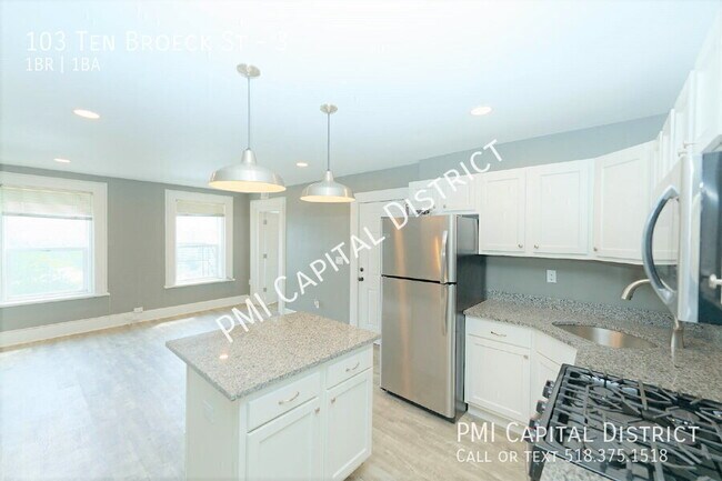 Photo - 103 Ten Broeck St Unit 3