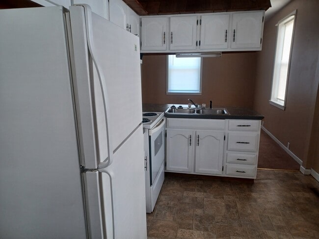 Photo - 1016 W High St Unit B