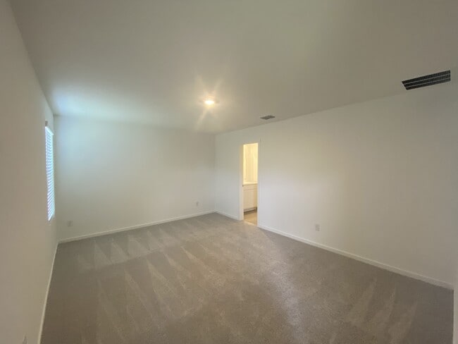 Photo - 917 Shady Oaks Dr