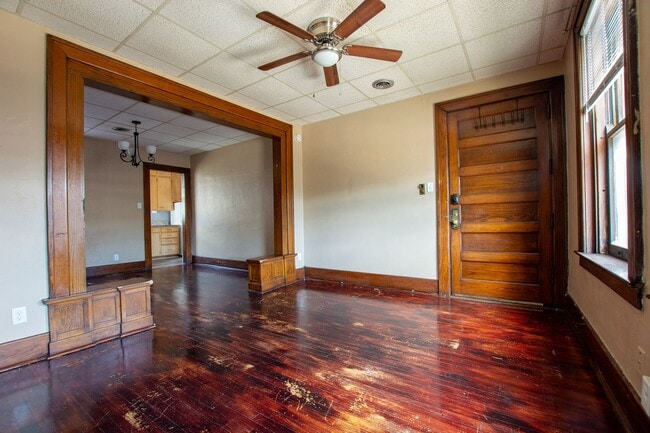 Building Photo - 30 S 6th St Unit #J